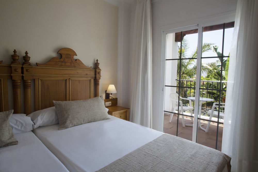 Hotel Villa Flamenca Nerja Kültér fotó